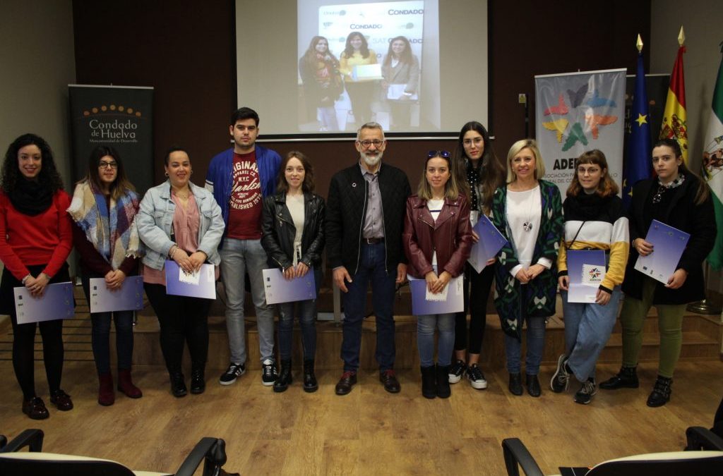 65 jóvenes beneficiarios de las becas HEBE finalizan sus prácticas empresariales